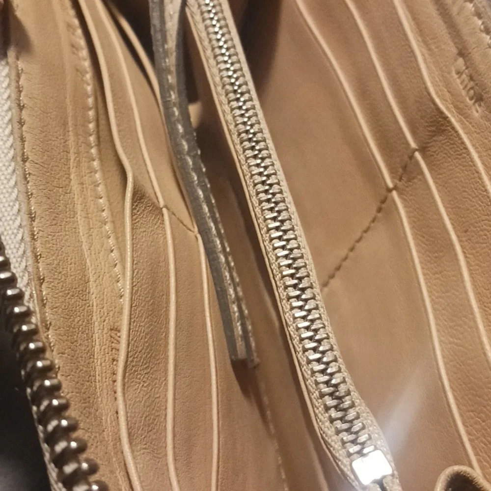 Chloé Paddington Wallet - Picture 16 of 17